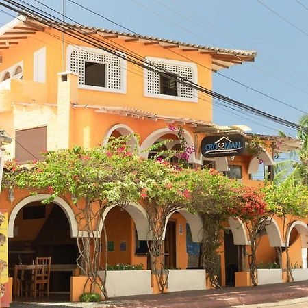 Hotel Crossman Puerto Ayora  Ngoại thất bức ảnh