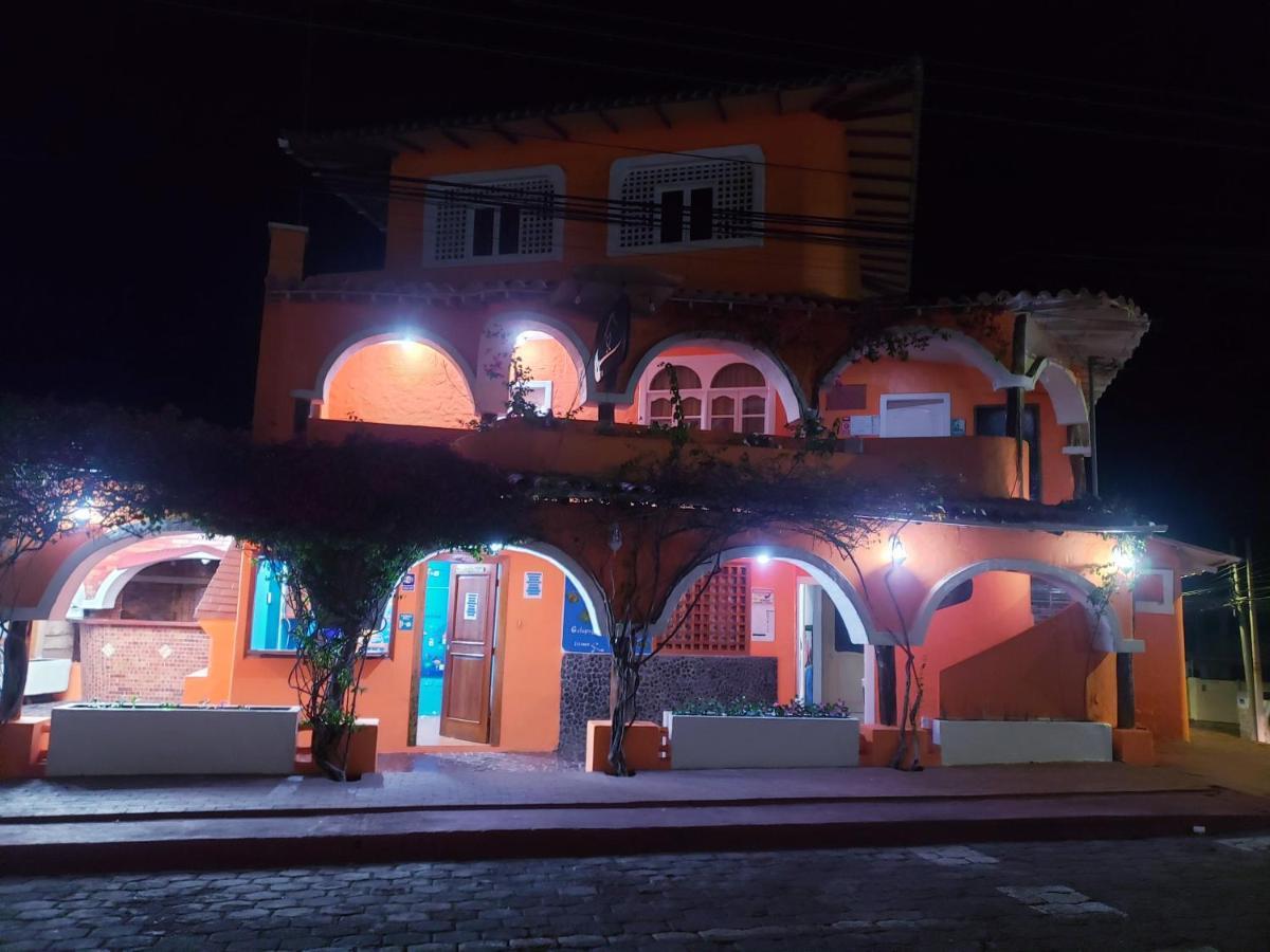 Hotel Crossman Puerto Ayora  Ngoại thất bức ảnh