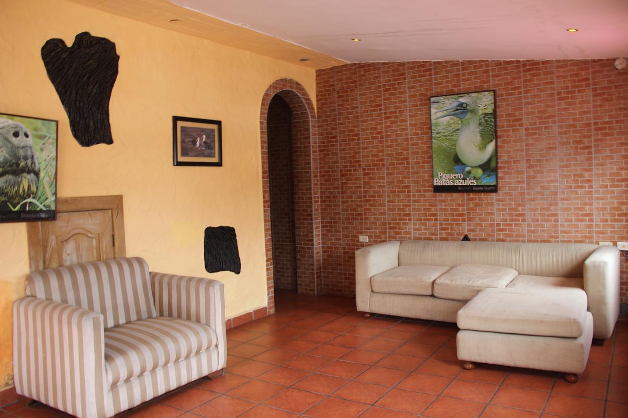 Hotel Crossman Puerto Ayora  Ngoại thất bức ảnh