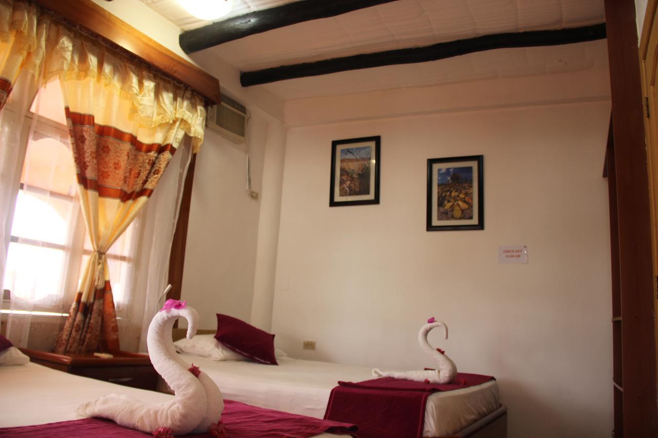 Hotel Crossman Puerto Ayora  Ngoại thất bức ảnh