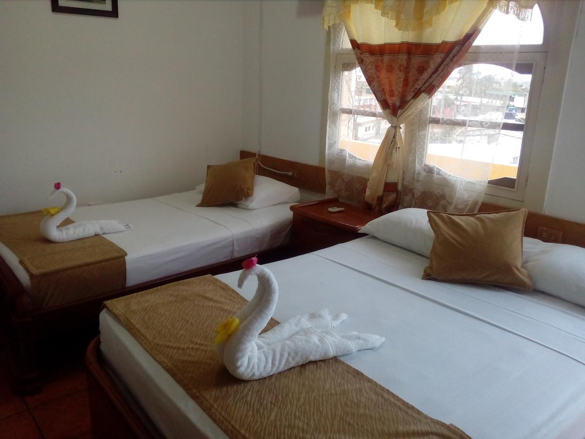 Hotel Crossman Puerto Ayora  Ngoại thất bức ảnh
